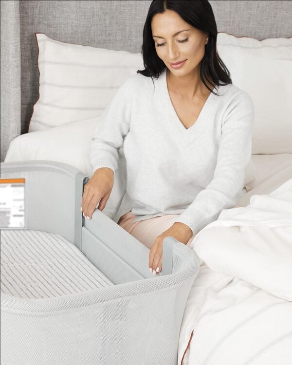 Cozy-Up 2-in-1 Bedside Sleeper & Bassinet