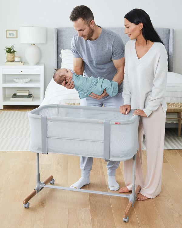 Cozy-Up 2-in-1 Bedside Sleeper & Bassinet