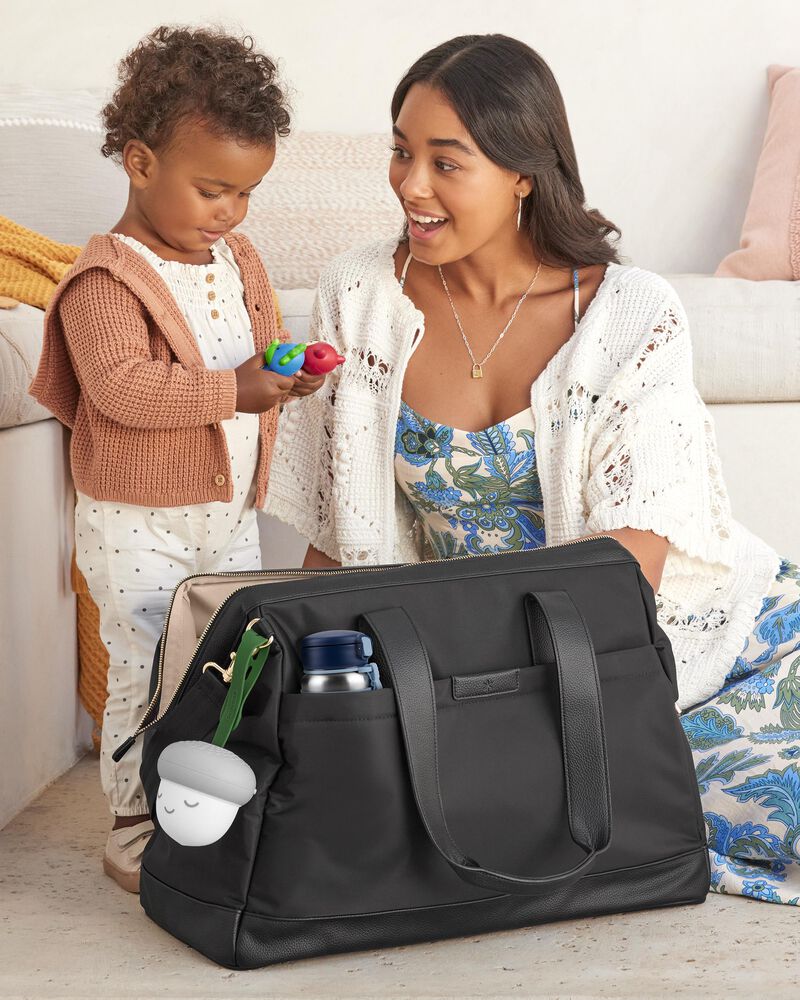 Endless Weekender Diaper Bag, image 4 of 21 slides